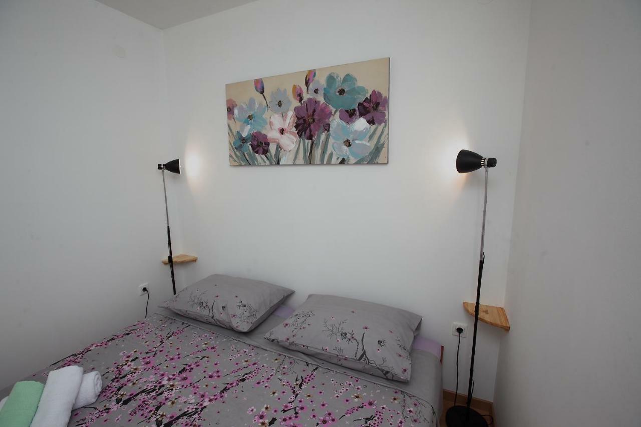 Luka Apartment Split
